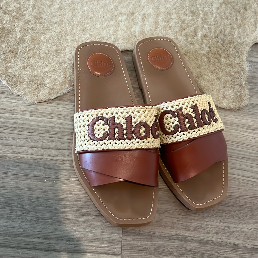 Chloeé Raffia Logo Mules